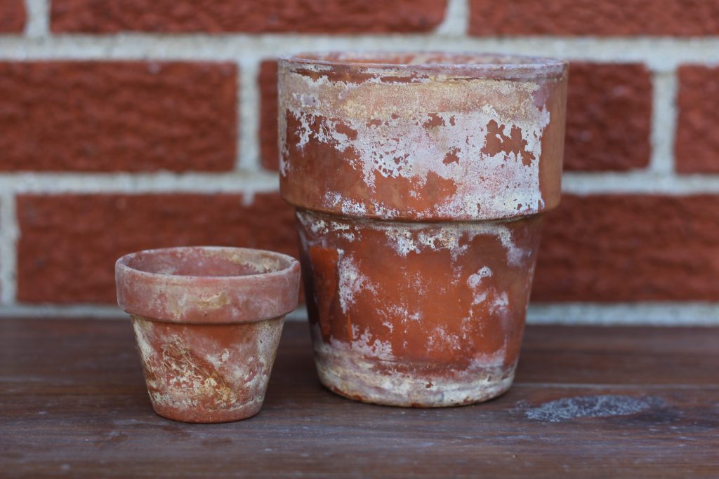 Chabby Chic Pots